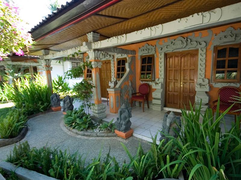 Oyo 2334 Melka Excelsior Hotel ซีงาราจา ภายนอก รูปภาพ